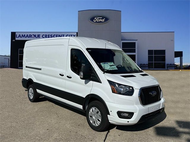 2024 Ford Transit Base