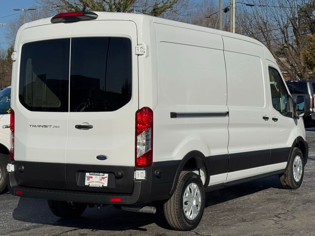 2024 Ford Transit Base