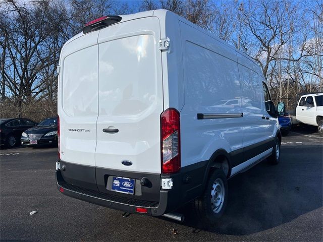 2024 Ford Transit Base