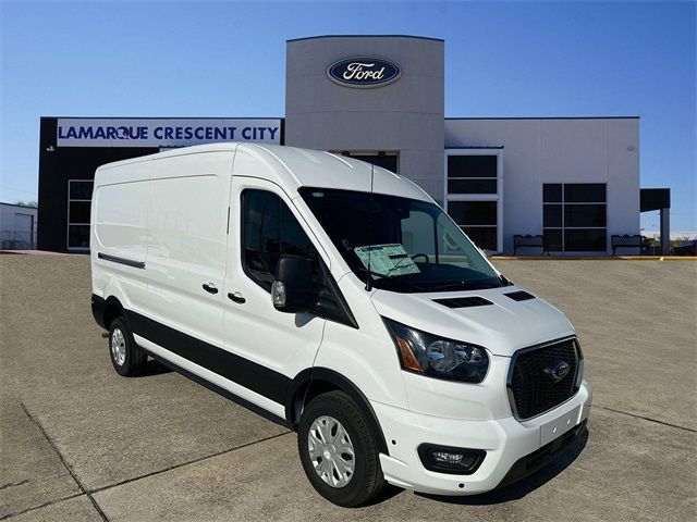 2024 Ford Transit Base