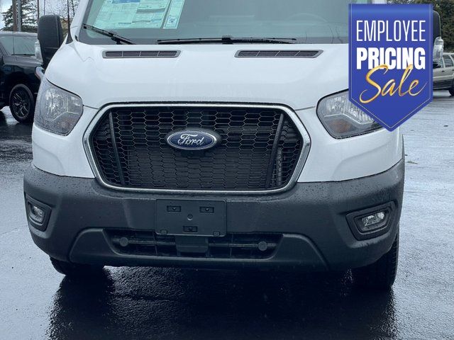 2024 Ford Transit Base