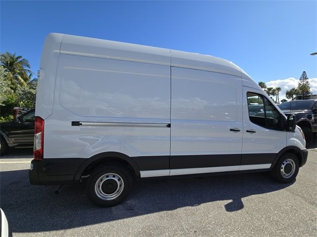 2024 Ford Transit Base