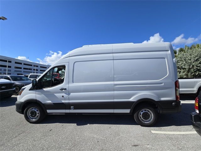 2024 Ford Transit Base