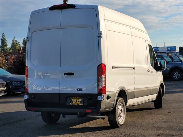 2024 Ford Transit Base