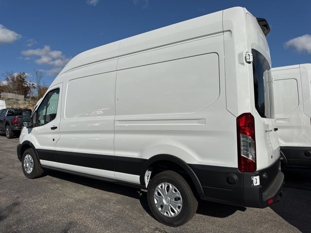 2024 Ford Transit Base