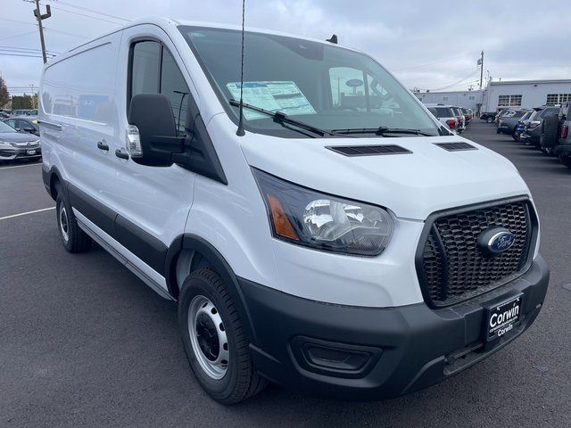 2024 Ford Transit Base