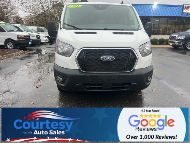 2024 Ford Transit Base