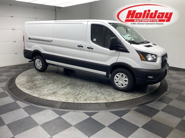 2024 Ford Transit Base