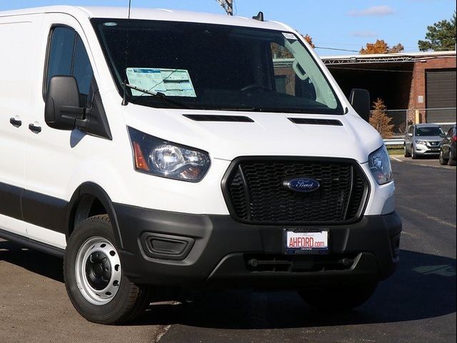 2024 Ford Transit Base