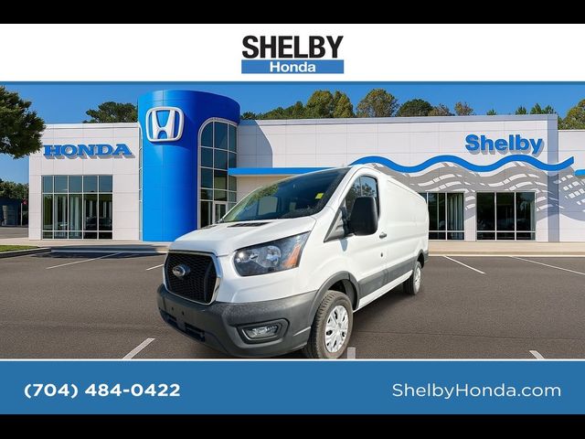 2024 Ford Transit Base