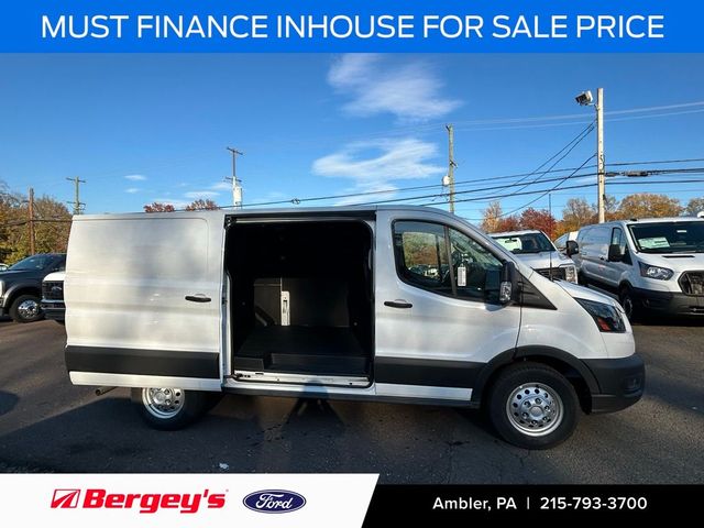 2024 Ford Transit Base