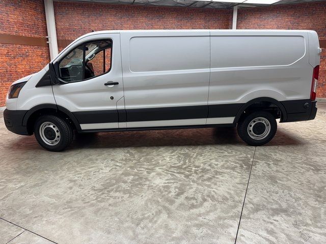 2024 Ford Transit Base