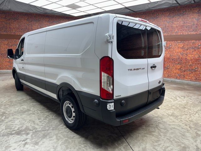 2024 Ford Transit Base