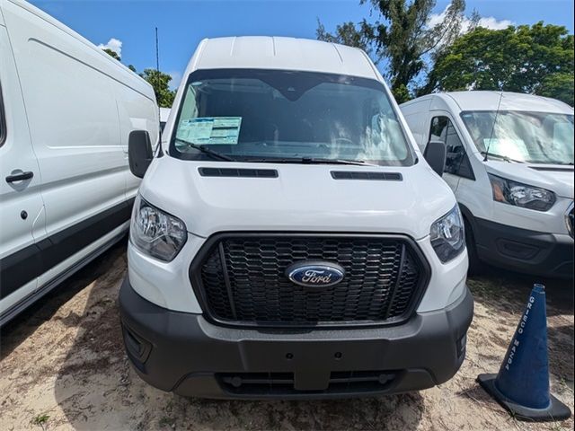 2024 Ford Transit Base