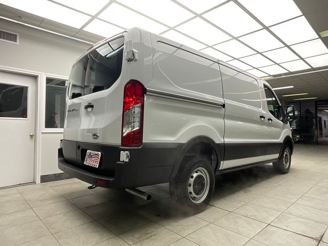 2024 Ford Transit Base