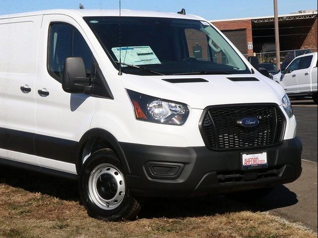 2024 Ford Transit Base