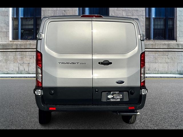 2024 Ford Transit Base