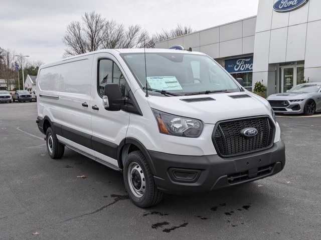 2024 Ford Transit Base