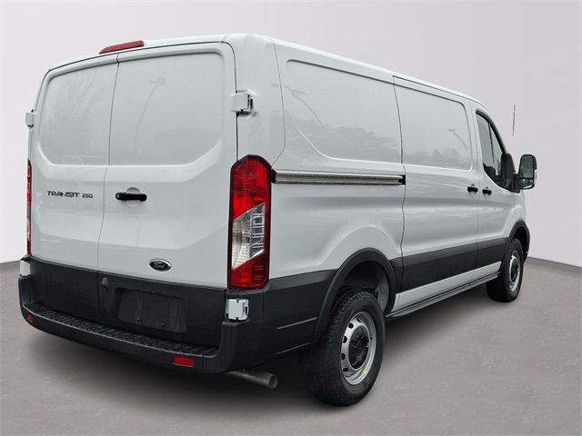 2024 Ford Transit Base