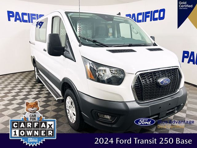 2024 Ford Transit Base