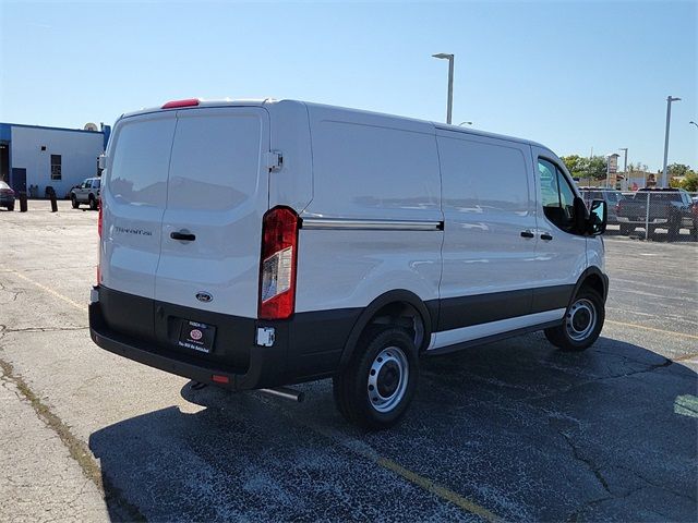 2024 Ford Transit Base