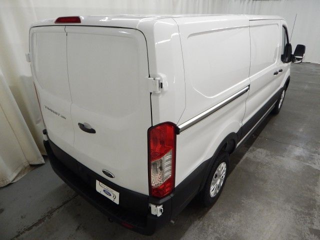 2024 Ford Transit Base