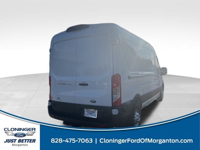 2024 Ford Transit Base