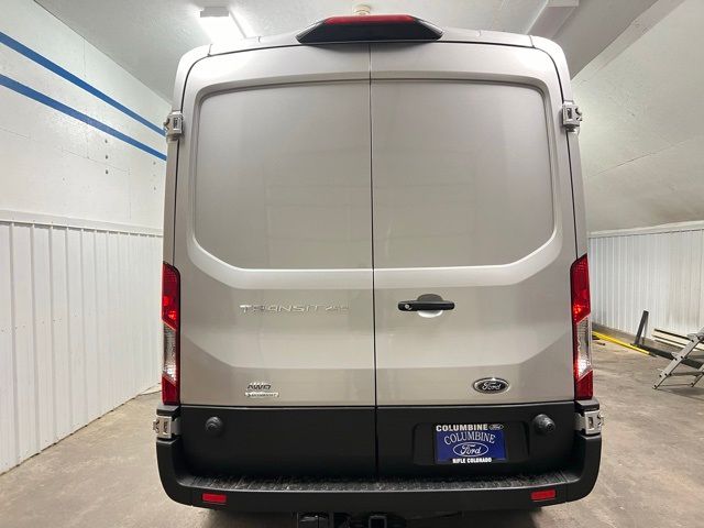 2024 Ford Transit Base