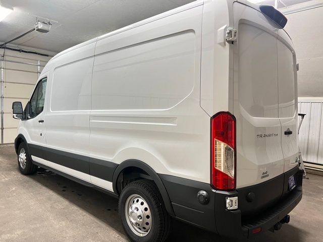 2024 Ford Transit Base