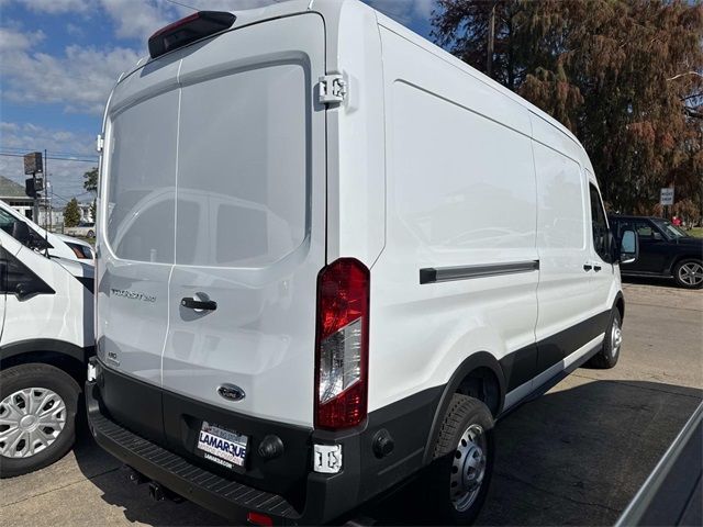 2024 Ford Transit Base