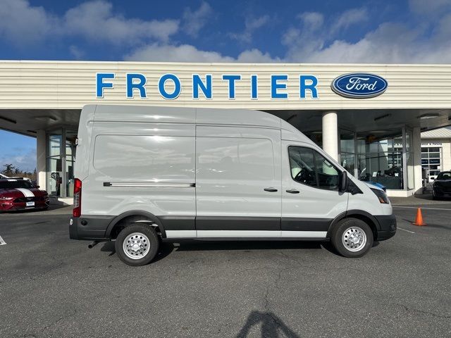 2024 Ford Transit Base