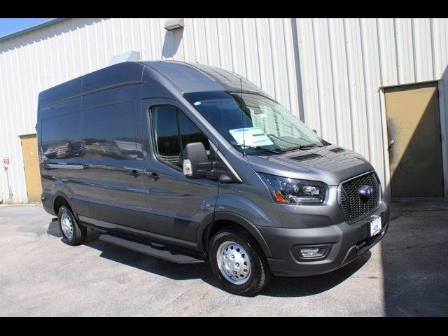 2024 Ford Transit Base