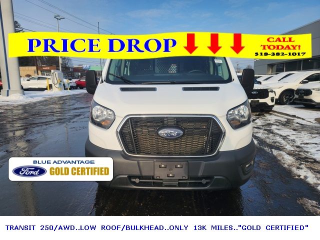 2024 Ford Transit Base