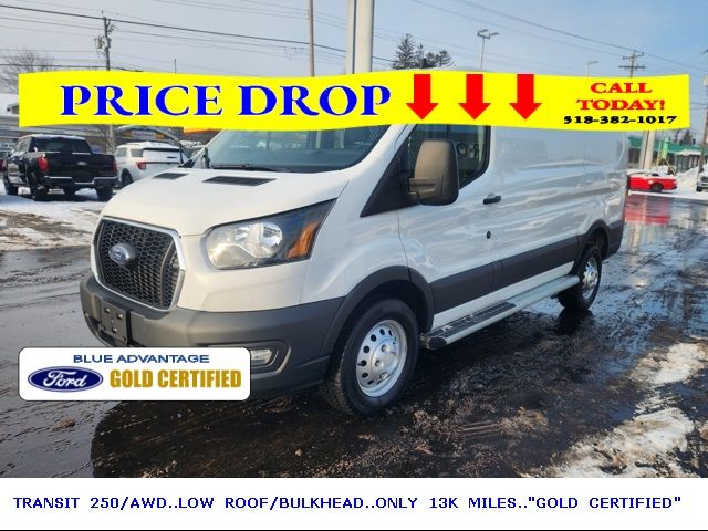 2024 Ford Transit Base