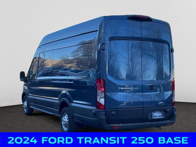 2024 Ford Transit Base