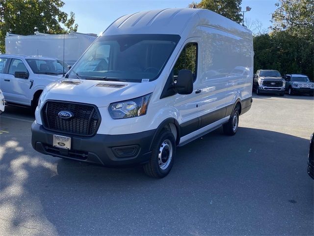 2024 Ford Transit Base