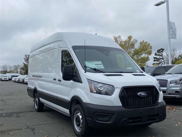 2024 Ford Transit Base