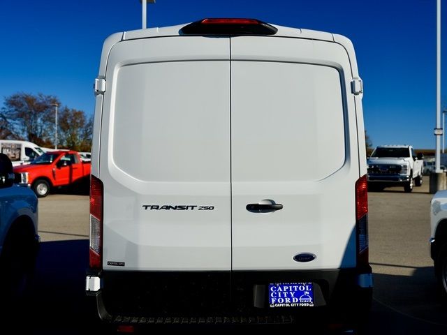 2024 Ford Transit Base