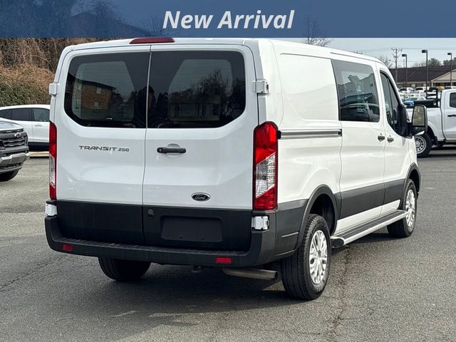 2024 Ford Transit Base