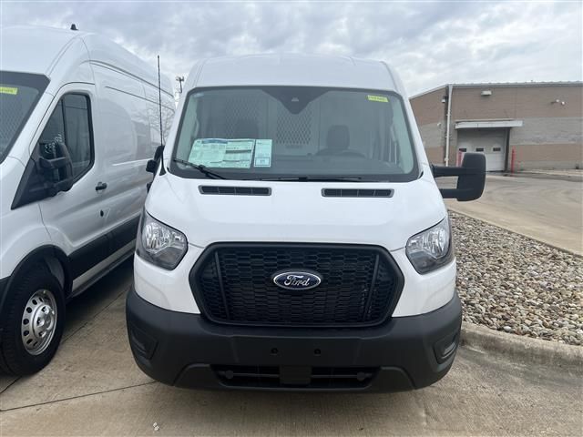 2024 Ford Transit Base