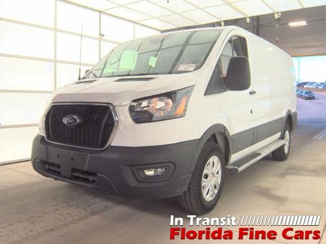 2024 Ford Transit Base