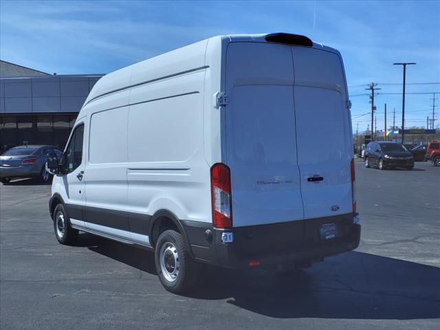 2024 Ford Transit Base