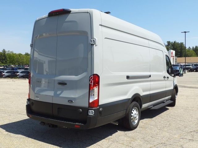 2024 Ford Transit Base
