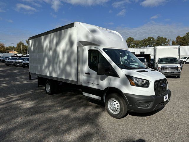 2024 Ford Transit Base