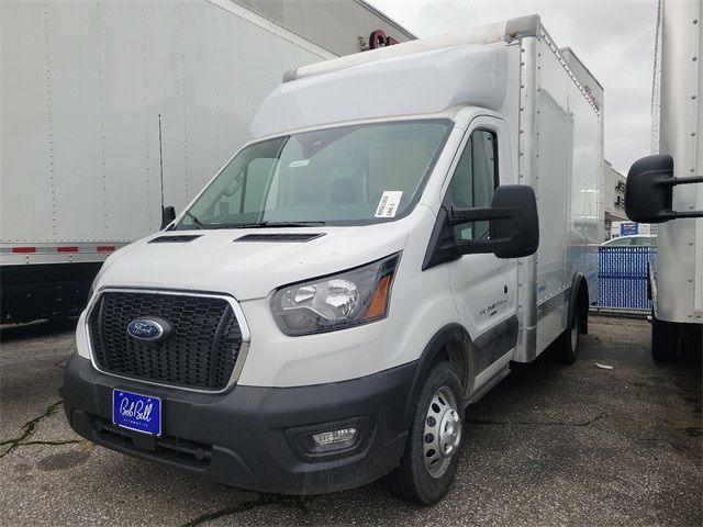 2024 Ford Transit Base