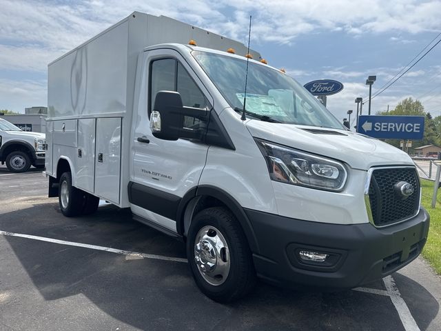 2024 Ford Transit Base