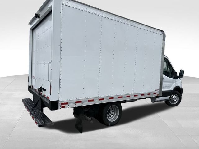 2024 Ford Transit Base