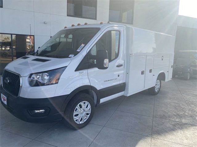 2024 Ford Transit Base