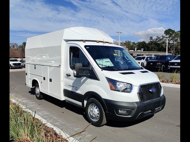 2024 Ford Transit Base