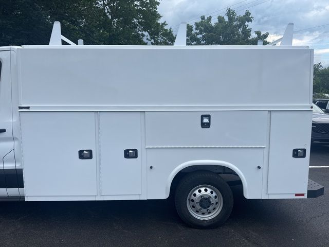 2024 Ford Transit Base